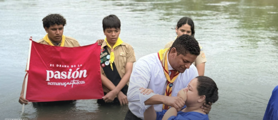 Más de 1.400 bautismos en Ecuador reflejan el impacto del evangelismo